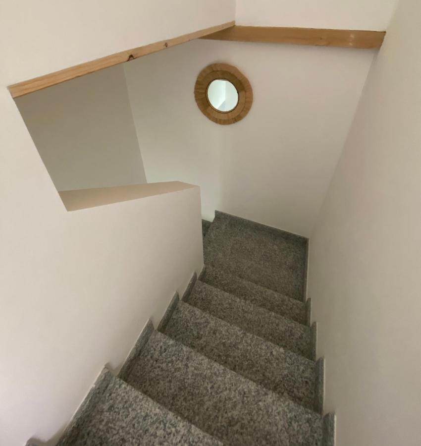 Montee Fleurie Apartment Menton Bagian luar foto