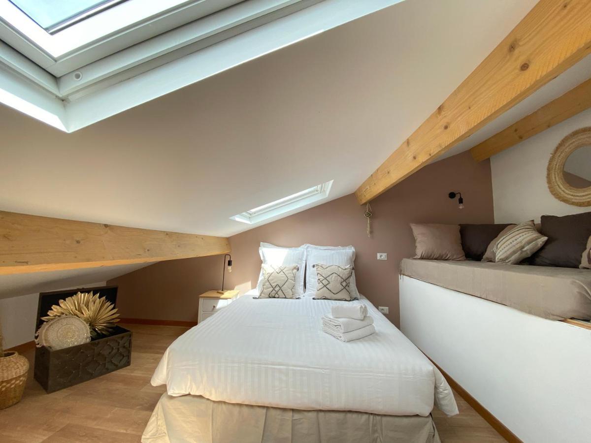 Montee Fleurie Apartment Menton Bagian luar foto